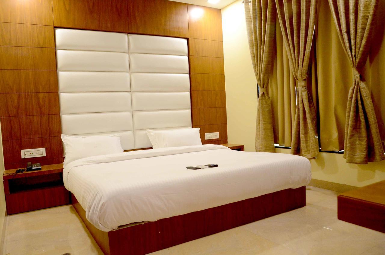 Hotel Shikhar Darshan اوجاين المظهر الخارجي الصورة